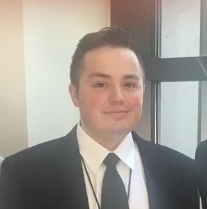 Meet your Posher, Casey